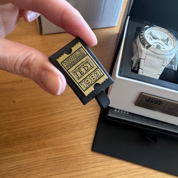 Limited Edition Star Wars™ Stormtrooper Resin Coated Stainless Steel Watch - Picture 12 of 14